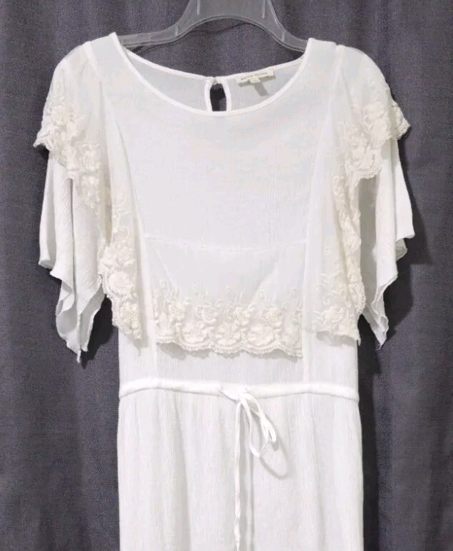 NEW Stevie Hender sz MEDIUM Romantic Lace Smock Dress Ivory Crinkle Short Sleeve