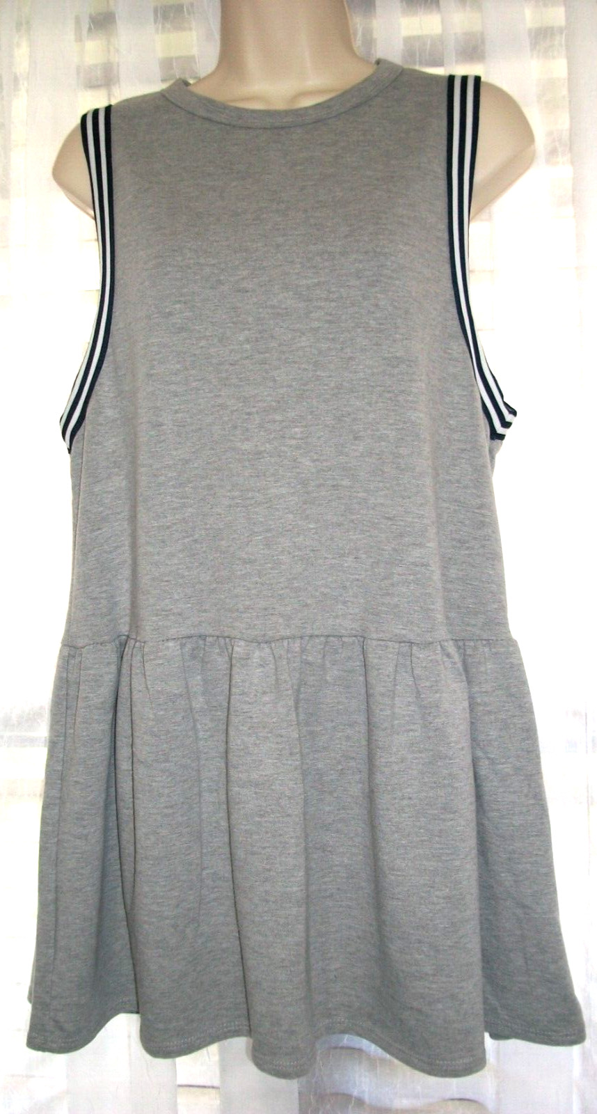 CHARLOTTE RUSSE SZ SMALL SOFT GRAY SHORT TENNIS CHEERLEADER DRESS SUNDRESS