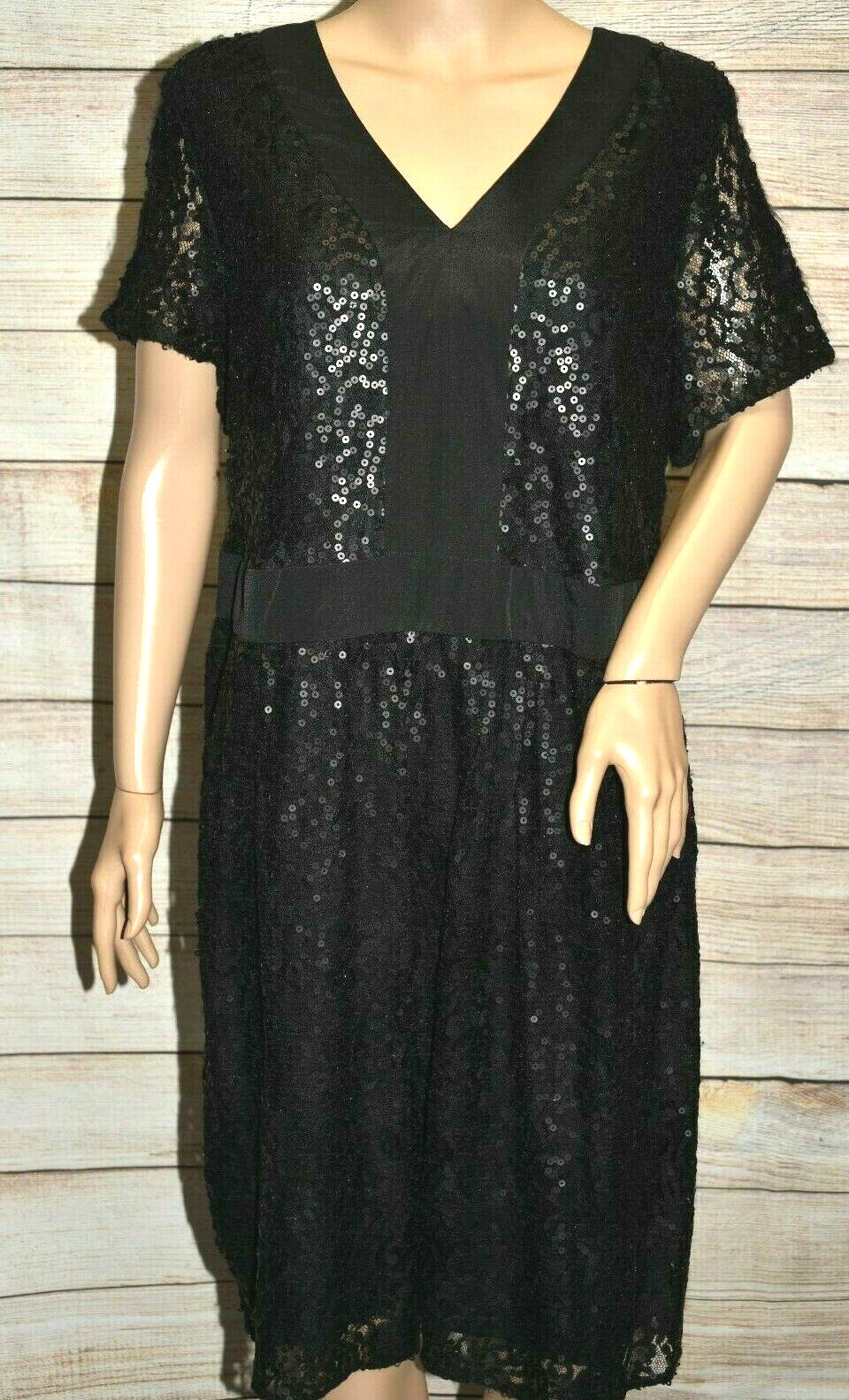 NWT COVINGTON 12 XL BLACK SEQUIN FIT FLARE COCKTAIL LINED V-NECK S/S ZIP DRESS