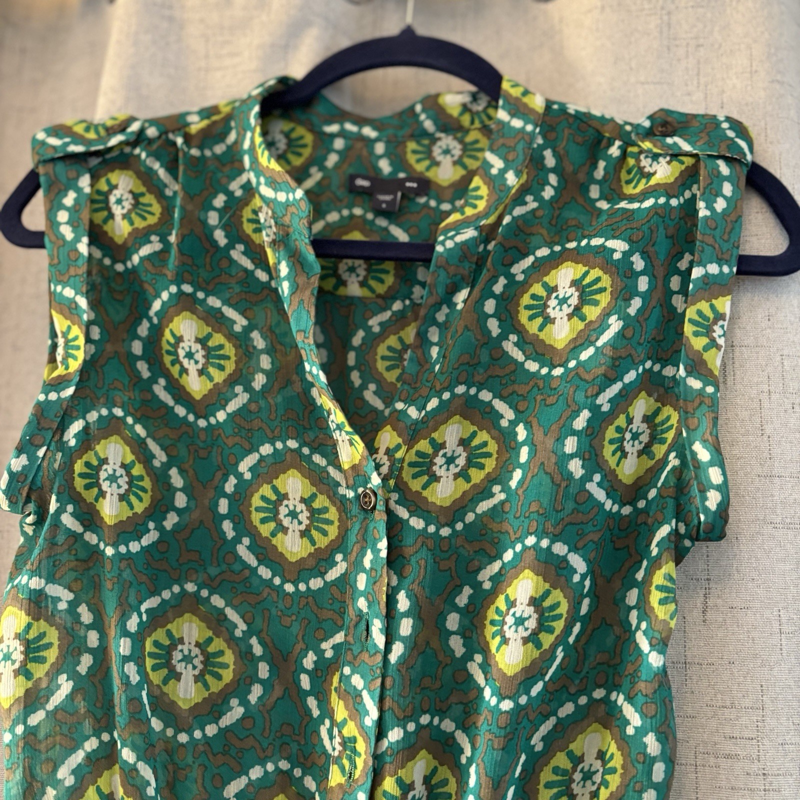 Gap Green Geometric Patterned Sheer Dress. Size S. Perfect for Spring or Summer