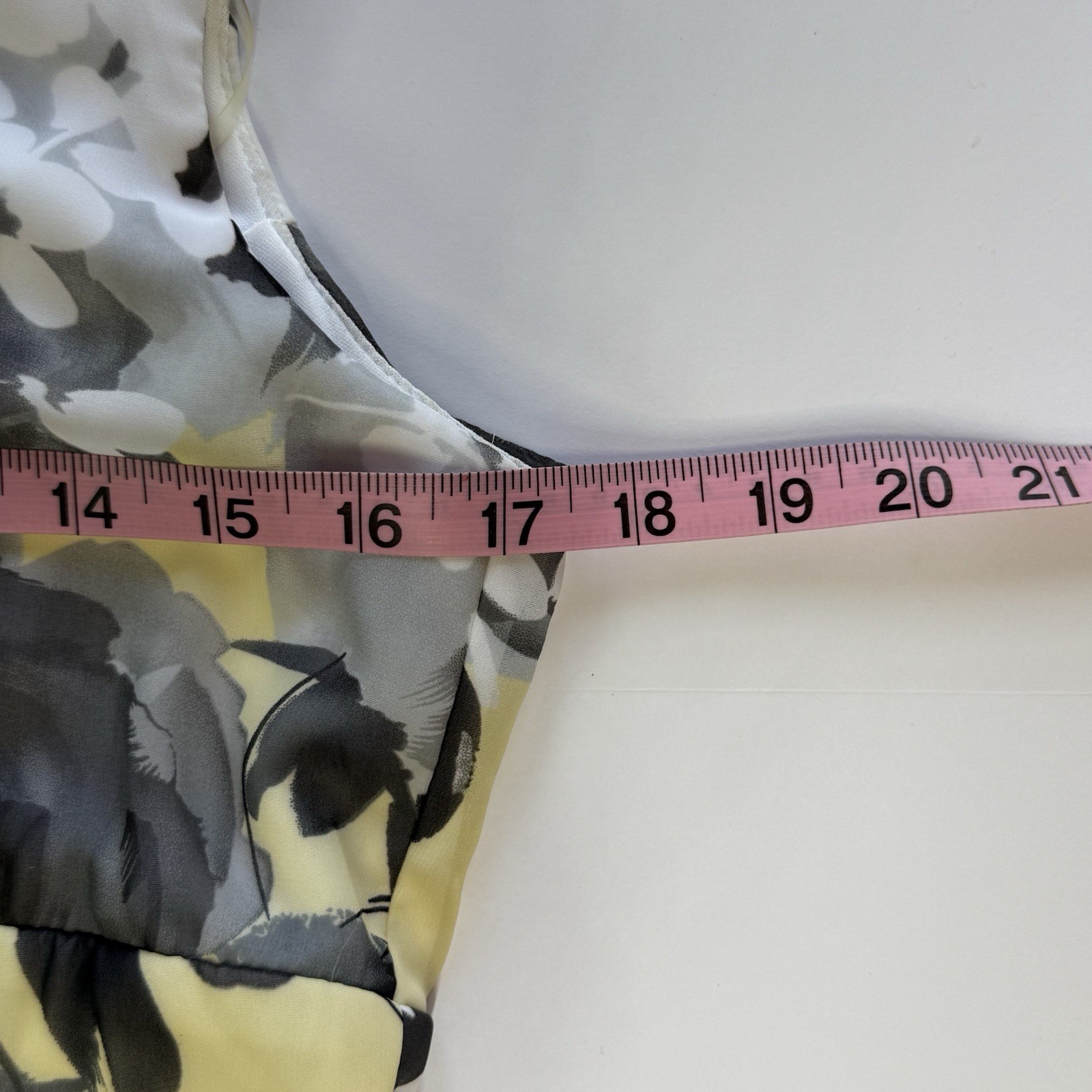 Connected Apparel Size 10 Yellow/Gray/White Floral A-Line Square Neck Zip Dress