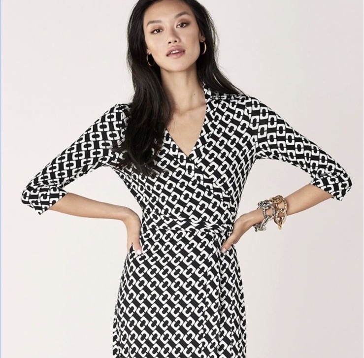 Size 2 4 DVF Diane von Furstenberg Iconic ABIGAIL Chain Link Wrap Maxi Dress