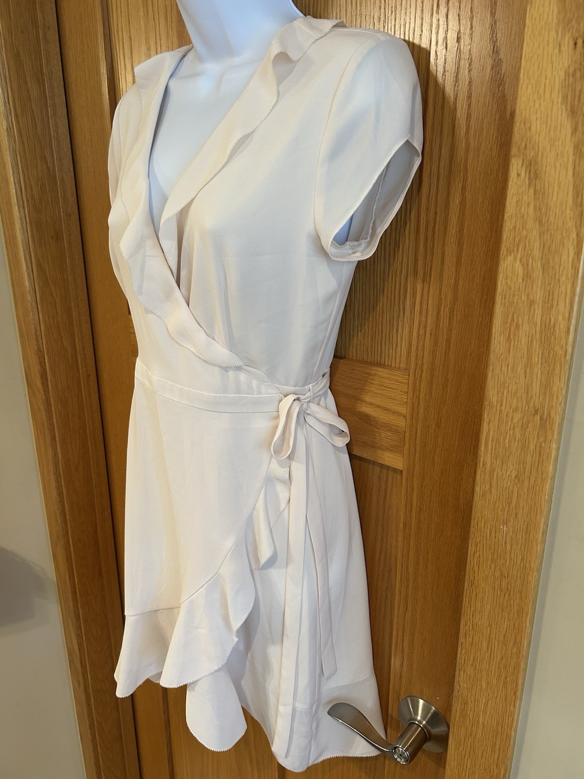 Sunday Best Ivory Chiffon V Neck High Low Wrap Mini Dress Ruffle Hem Size 2
