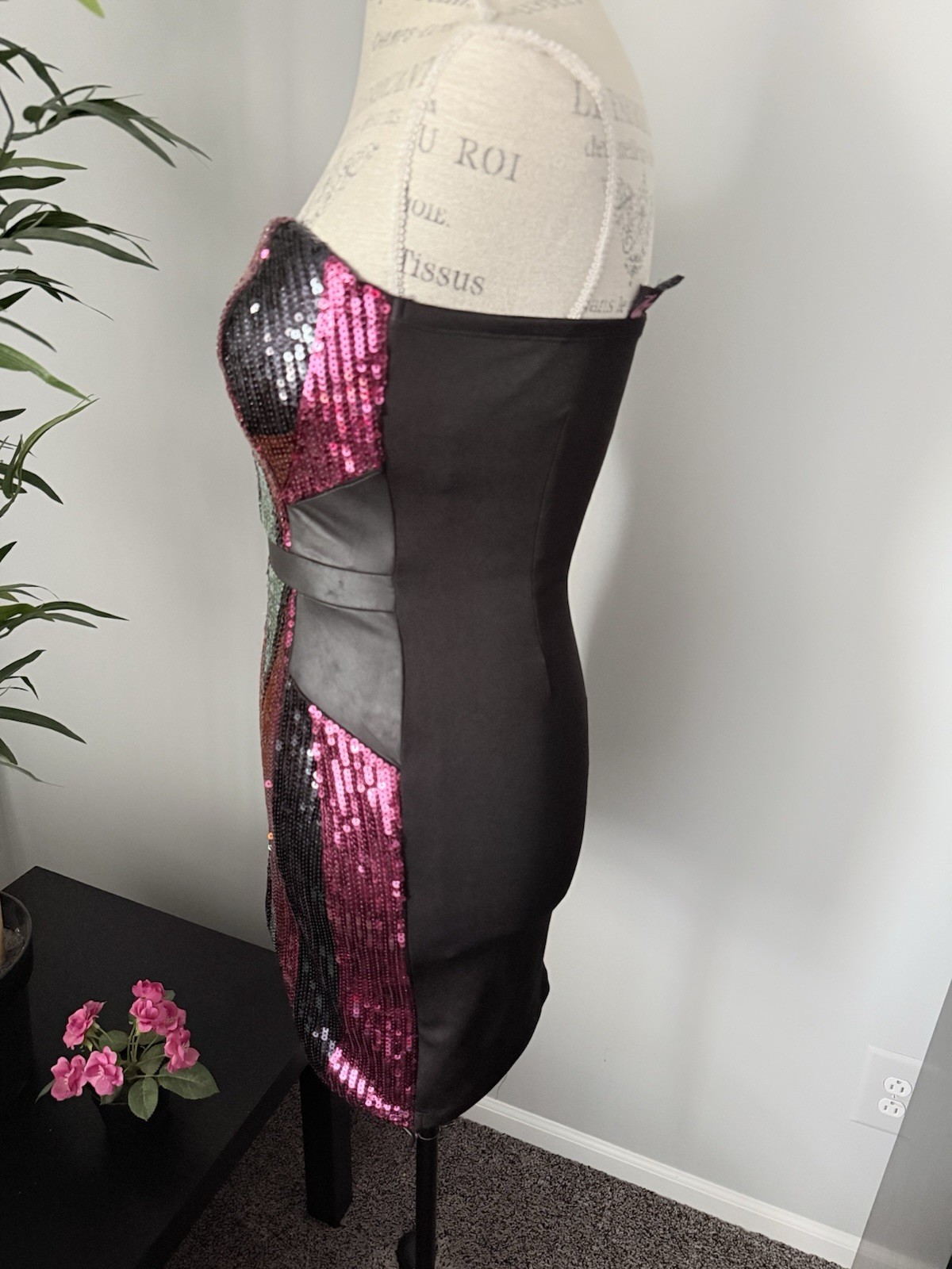 Bebe dress size small women vintage sequin glitter pink black short mini