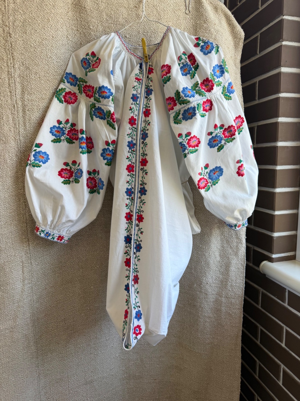 Ukrainian Embroidered Dress Vyshyvanka Puffed Sleeves Floral Motif
