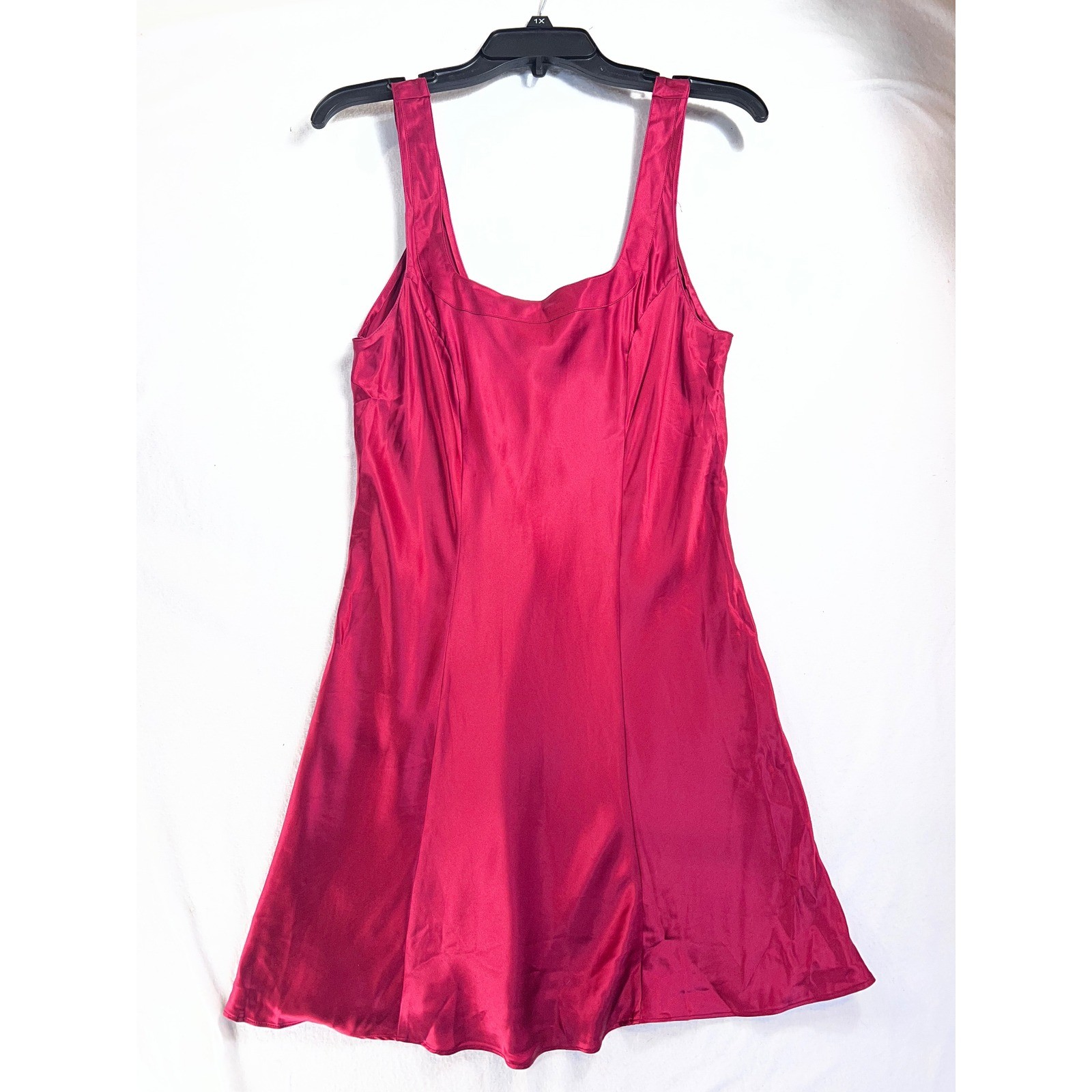 Victorias Secret 100% Silk Slip Dress Red Square Neck Satin Mini Nightgown M