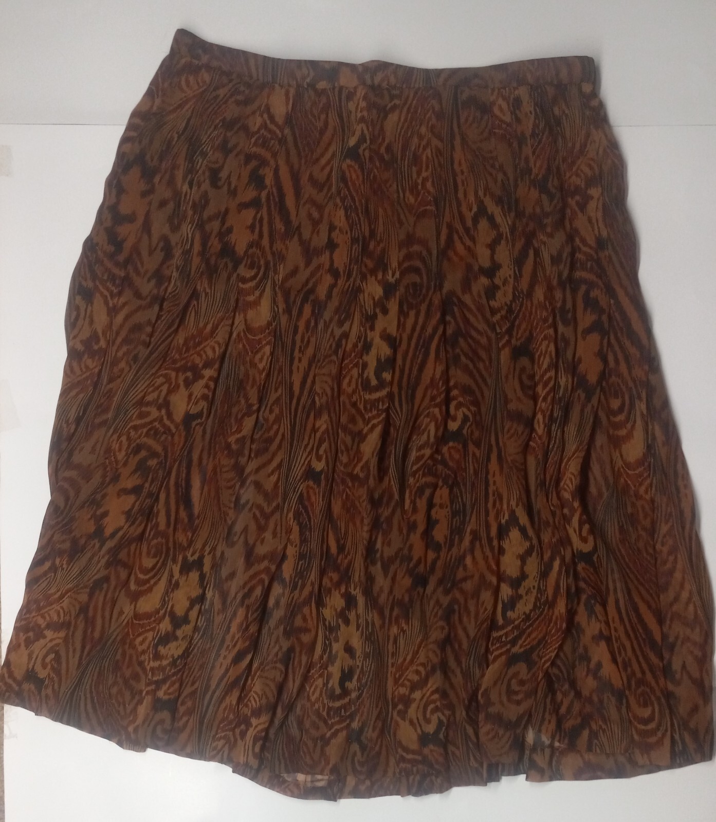 Women’s Midi Skirt Waist 32″ Brown Pleated Zip