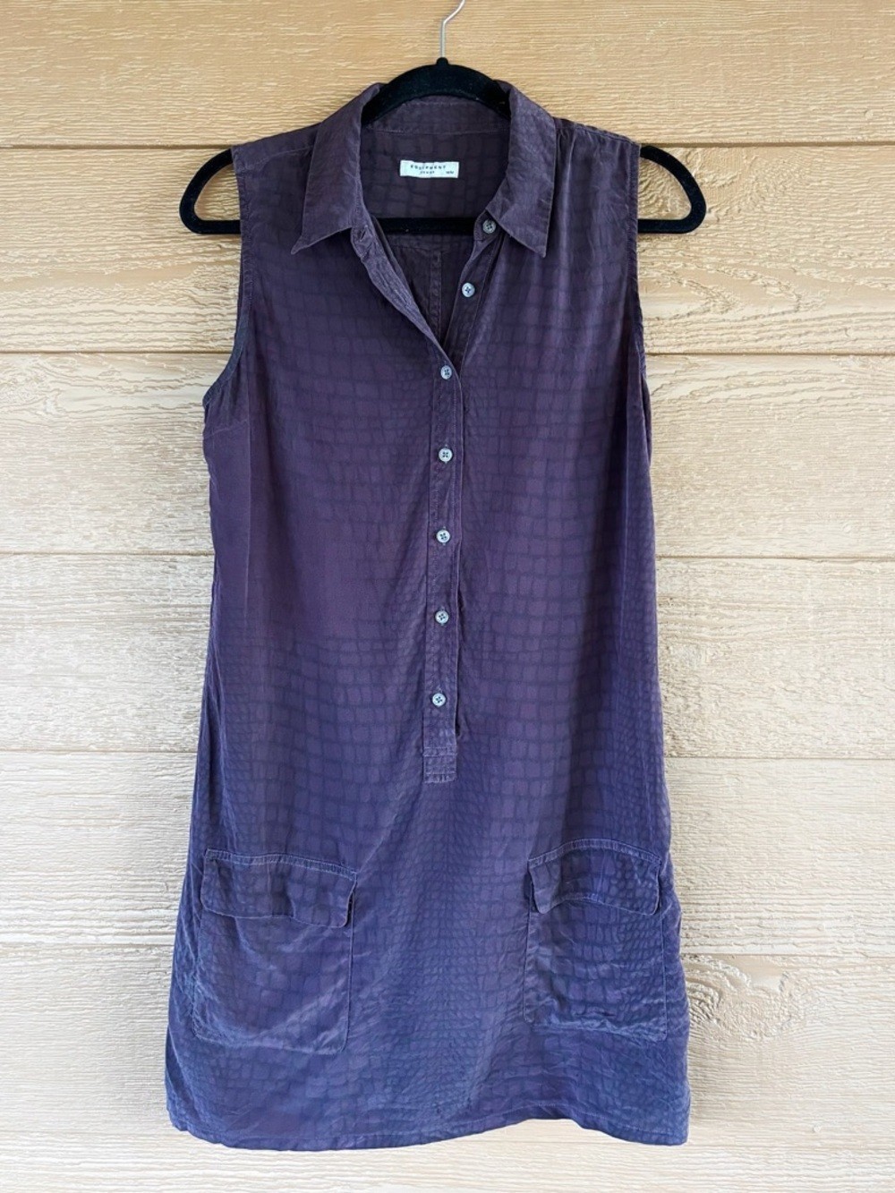 Equipment 100% Silk Sleeveless Button Dress w/ Subtle Geo Pattern in Plum -Sz M