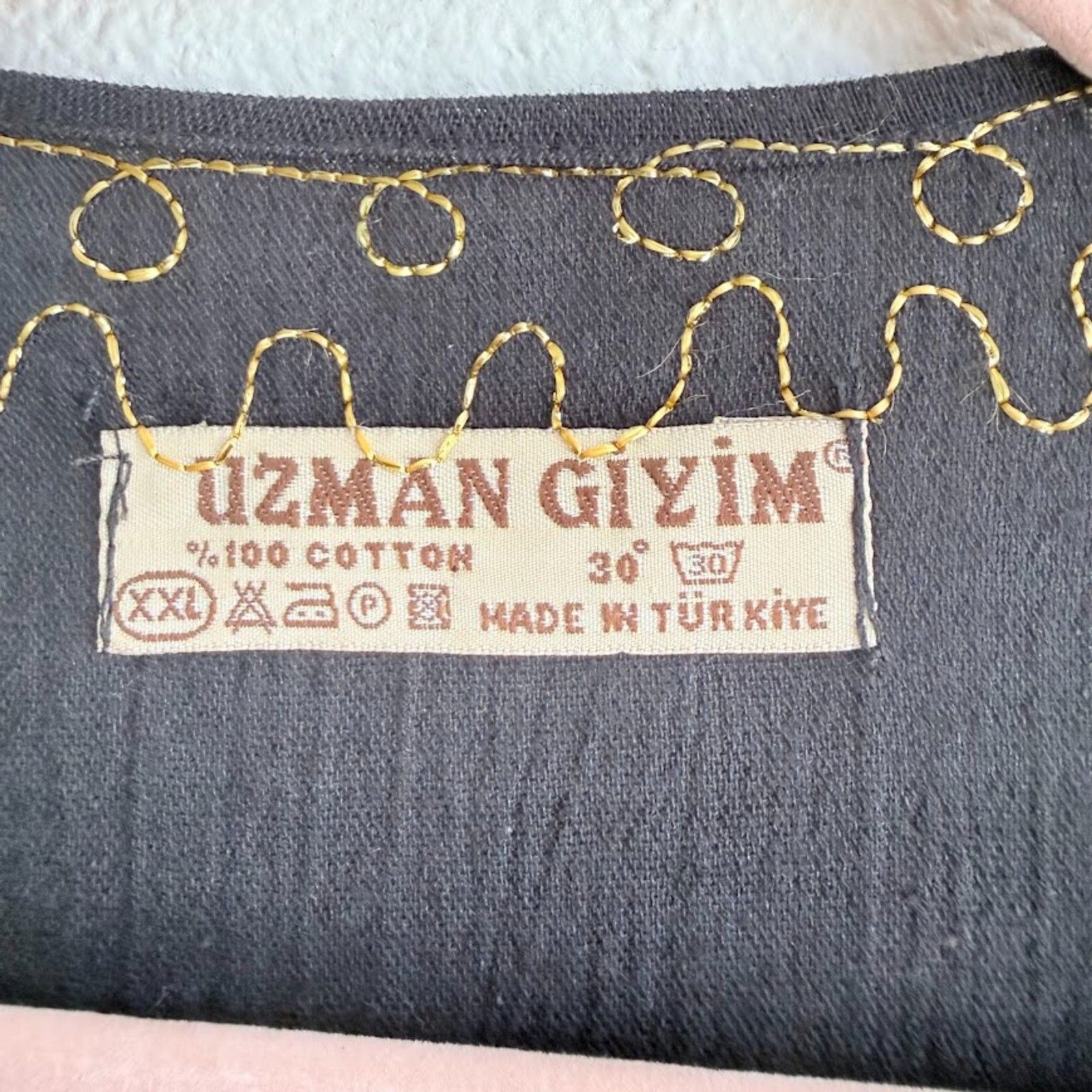 Uzman Giyim 100% Cotton Embroidered Kaftan in Black & Gold Embroidery size XXL