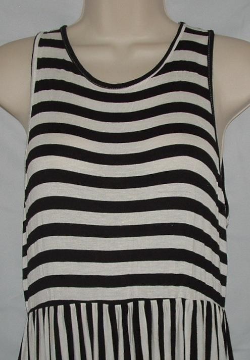 Multicolored Jr Sz Large Sleeveless Soft Stretchy Ruffled Hem Maxi Dress Pockets