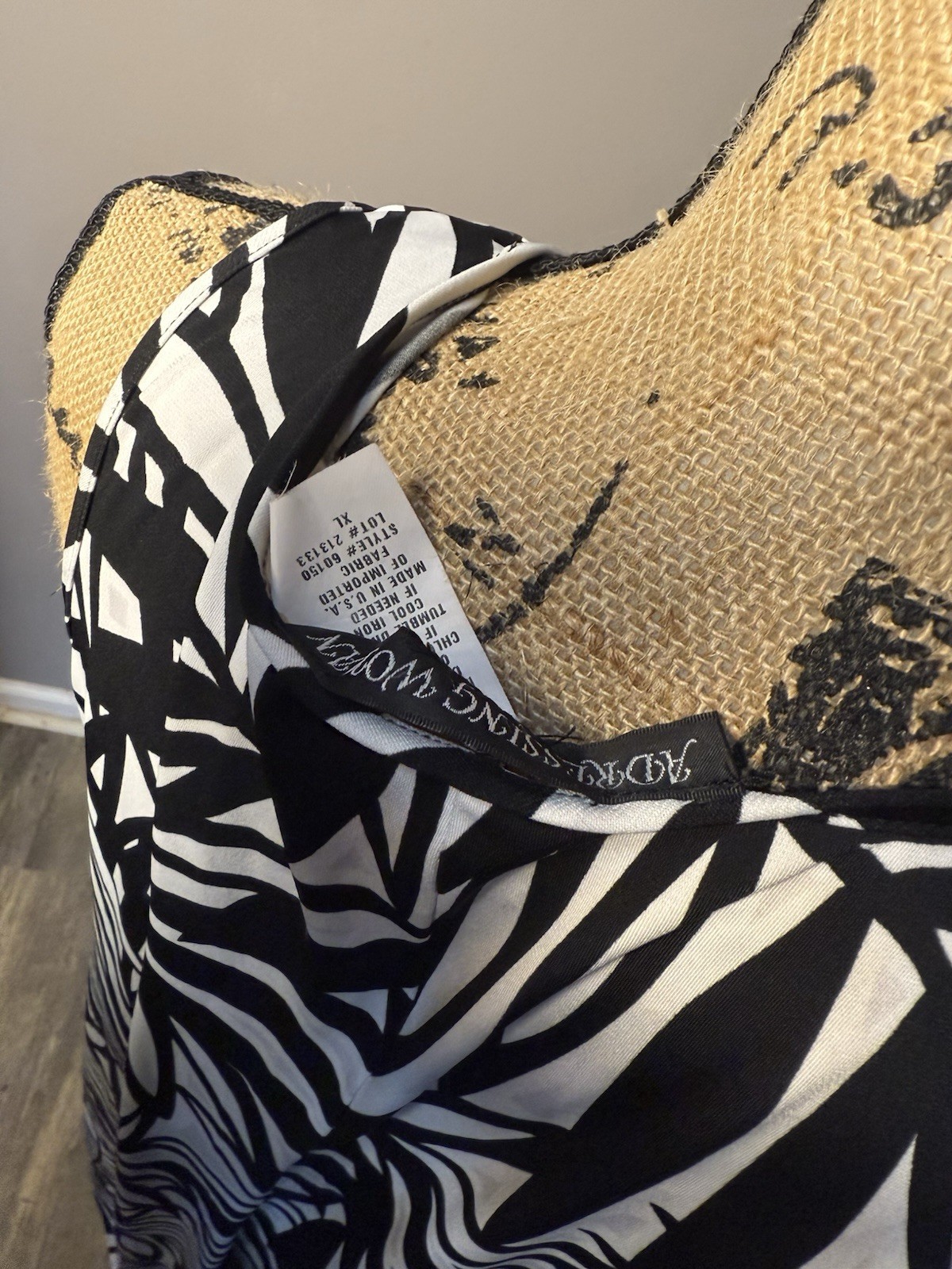 Adrienne Vittadini Black/White Abstract Maxi Dress Scoop Neck Strappy XL