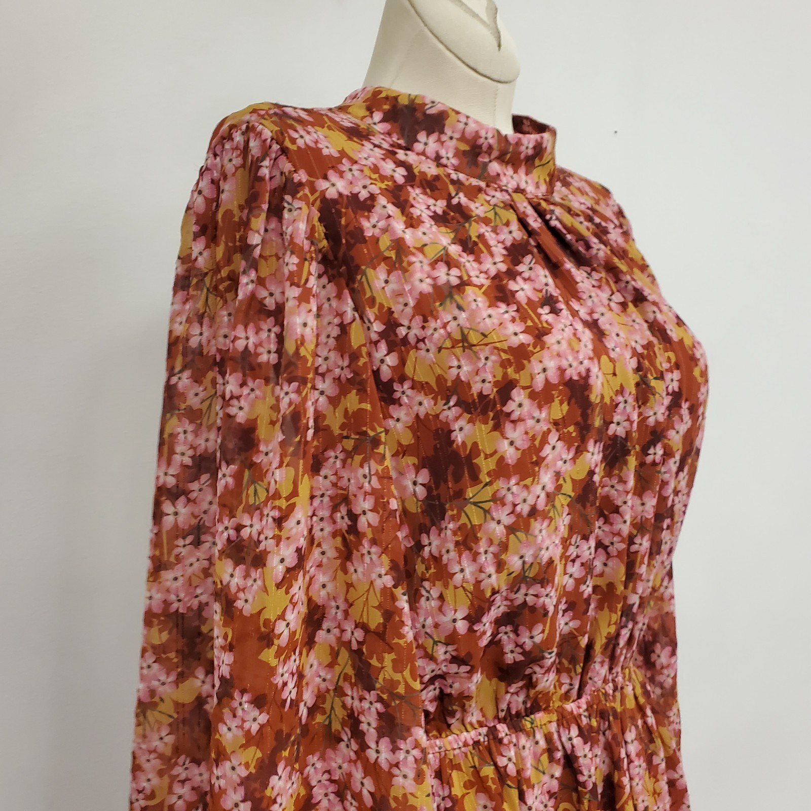 Vici Womens Flare Sleeve Open Back Boho Floral Dress Size S Red High Neck Boho