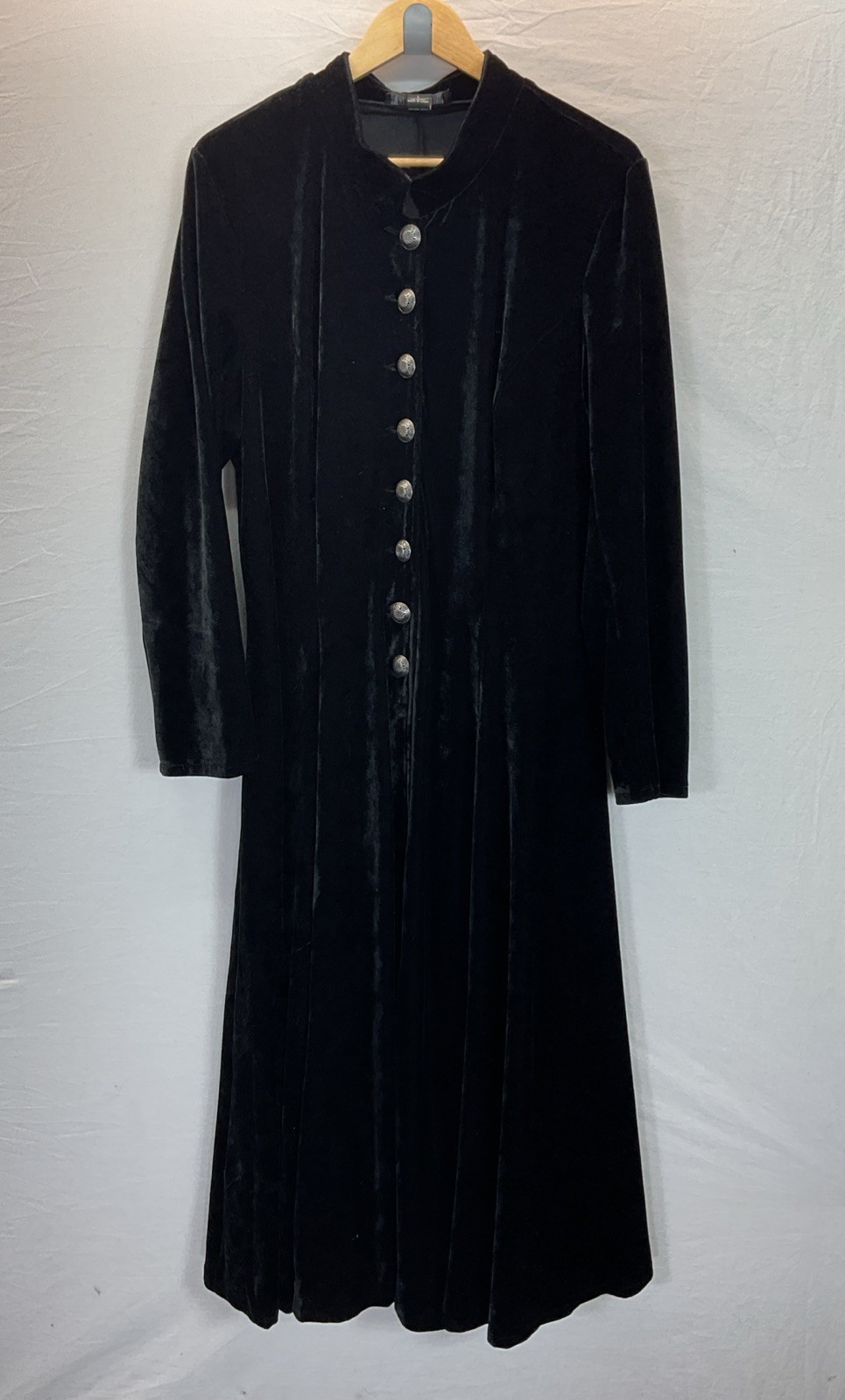 The Pyramid Collection Black Velvet Button Maxi Dress Size L Goth Fairygoth Vamp