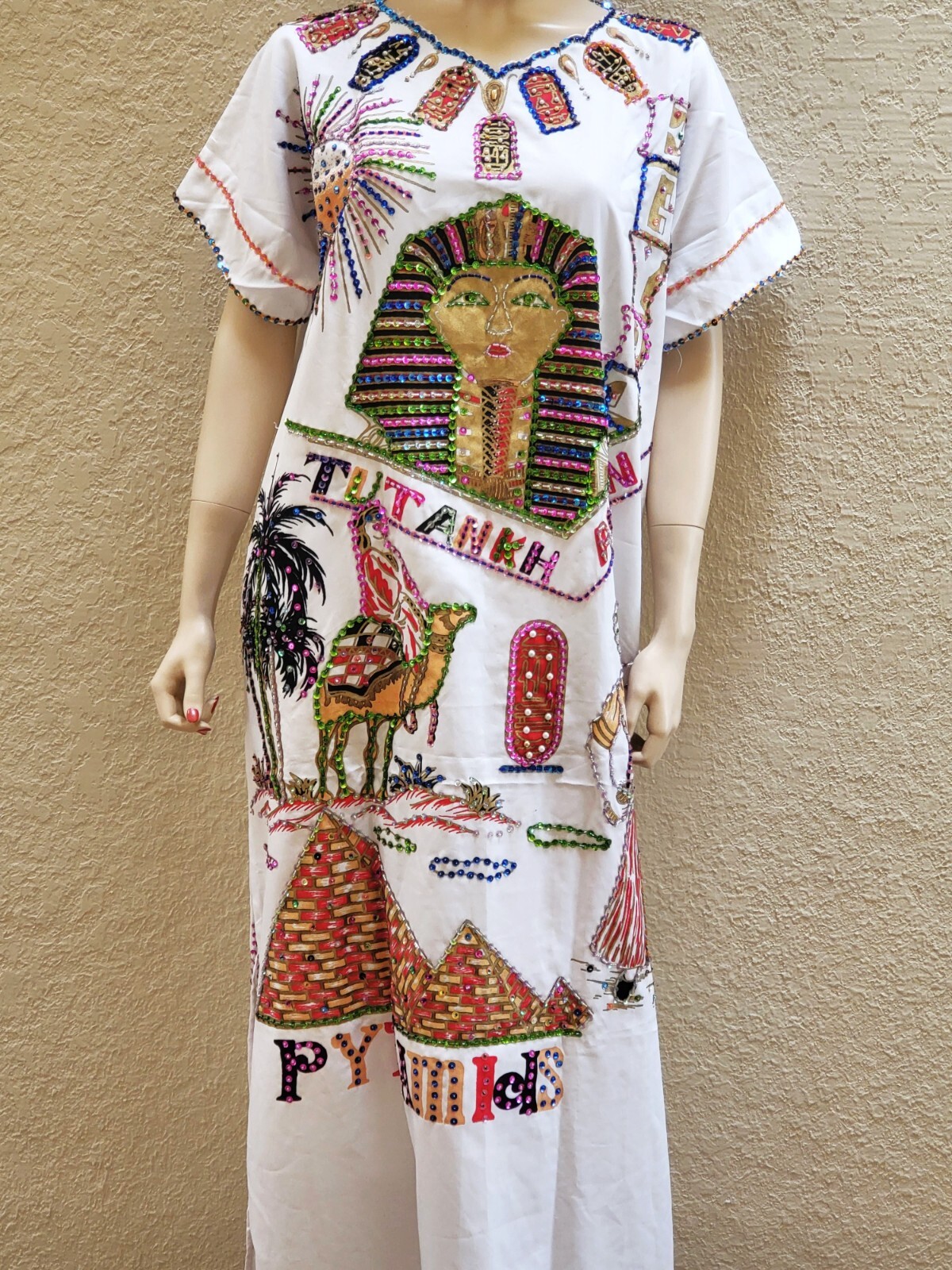 Handmade Egyptian Beaded Sequins Tut Ankh Amon White Kaftan Dress Galabia M. L.
