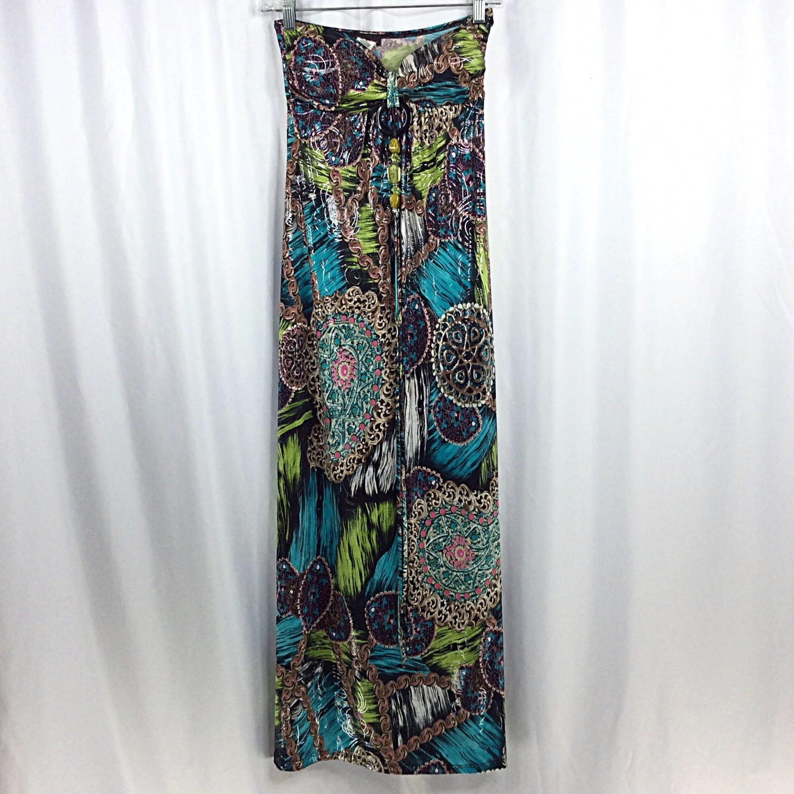 Kisses & Hugs Halter Maxi Dress Women’s Size Small Hawaiian Beaded Paisley
