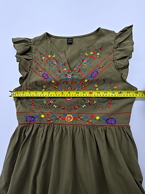 SHEIN Kids Olive Green Embroidered Knee-Length V-Neck Dress