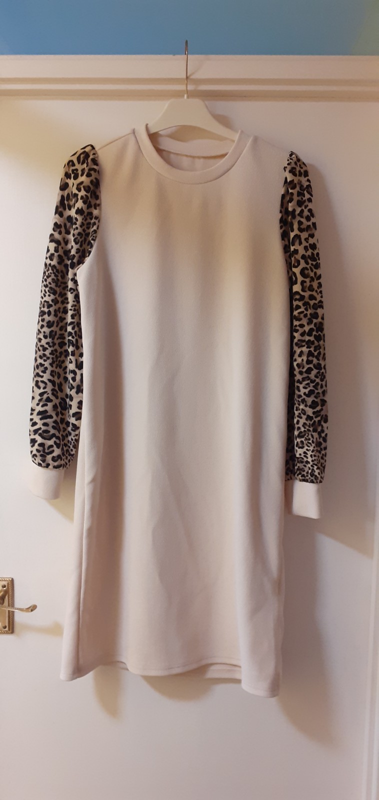 (¥E15). EMERY ROSE beige/animal print Ladies Dress size small chest 34″