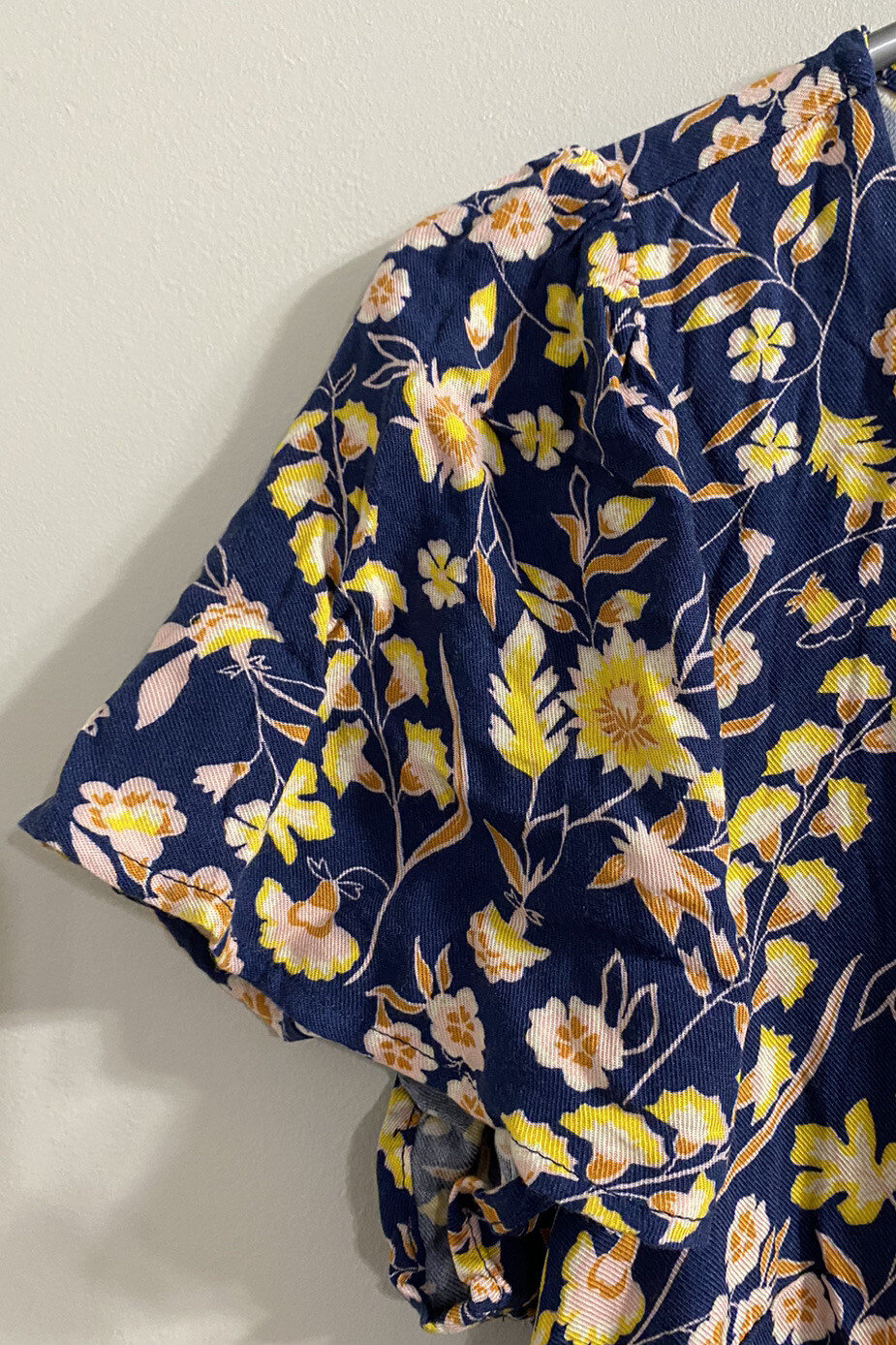 Goodthreads Women’s Tulip Sleeve Button Down Dress Blue With Wildflowers Small