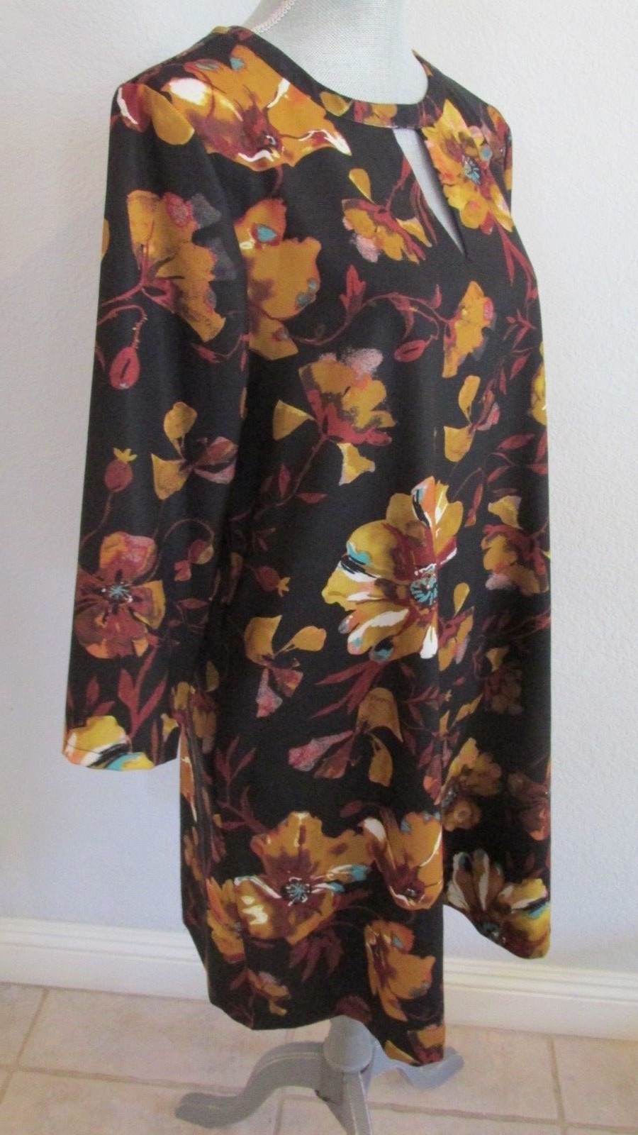 NWTD ECI NEW YORK M & L MULTI COLOR FLORAL A-LINE DRESS MSRP $98.00