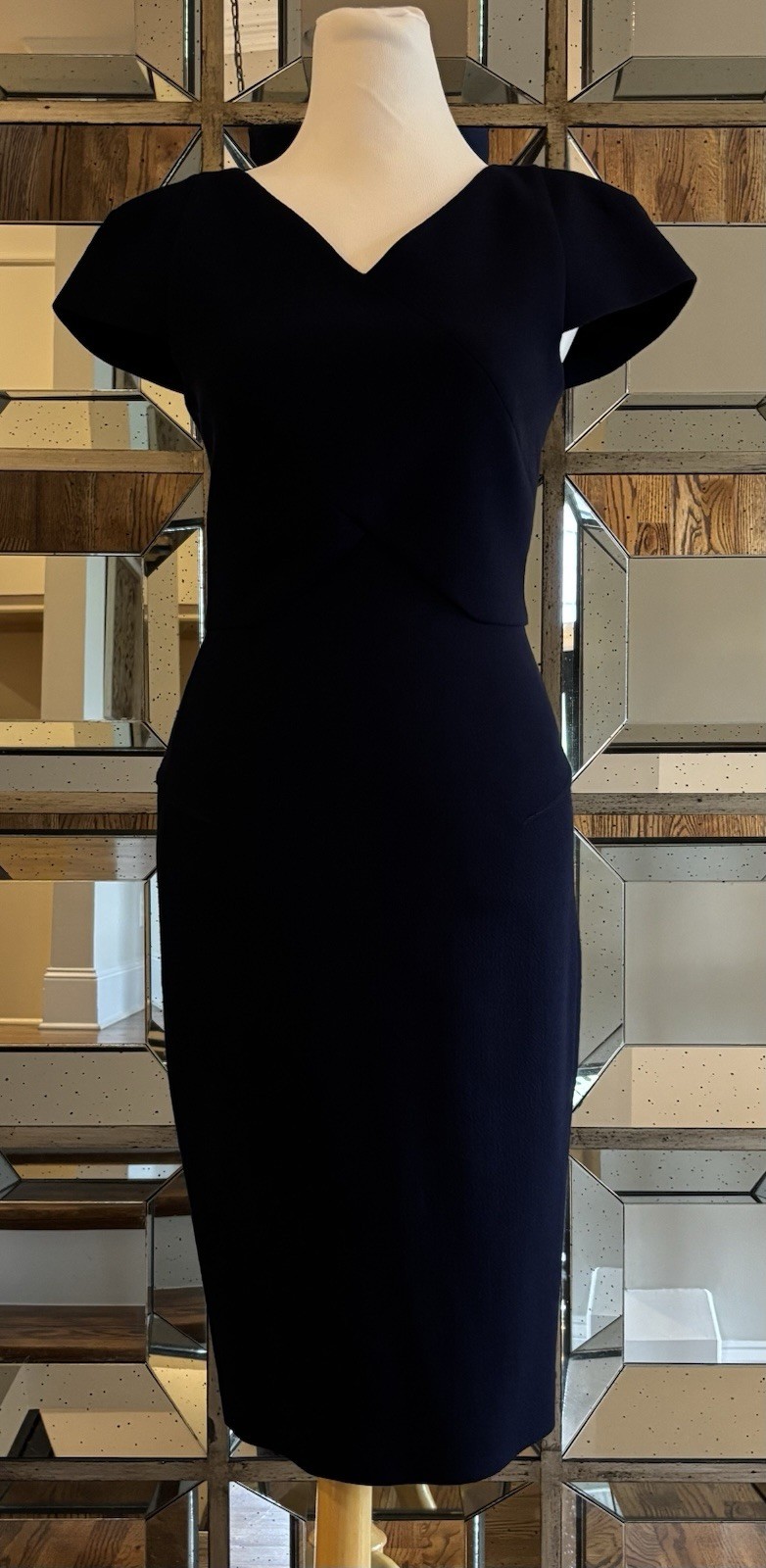 Roland Mouret Navy Blue Wool Crepe Dress FR 36, US 4 Excellent Condition