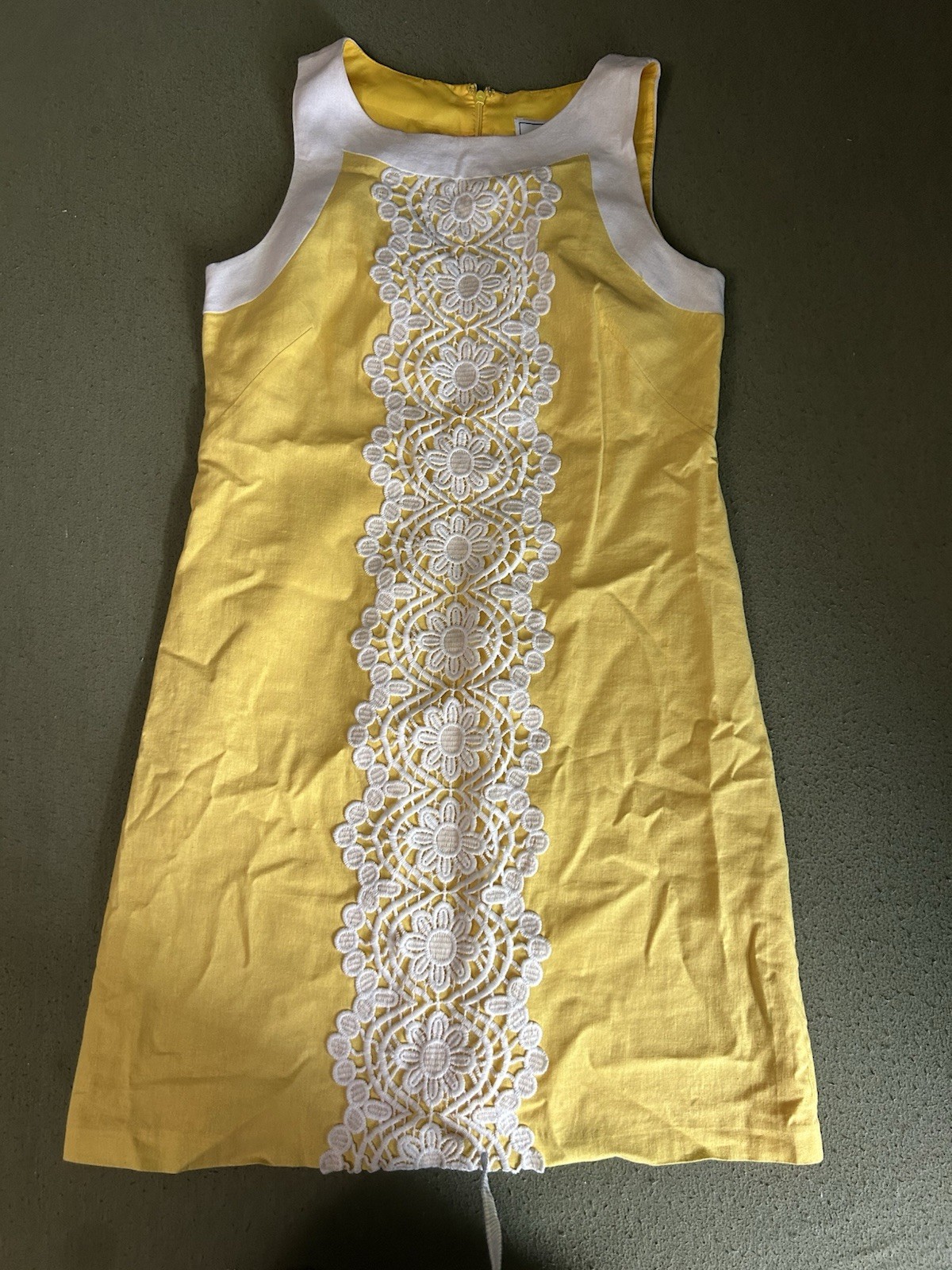 J Howard Women’s Size 6 Yellow Linen Shift Dress, White Lace Scoop Neck Knee