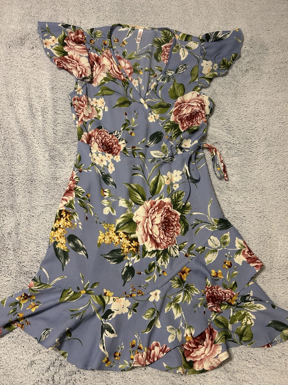 Xhilaration Women’s Short Sleeve Floral Faux Wrap Dress Size M