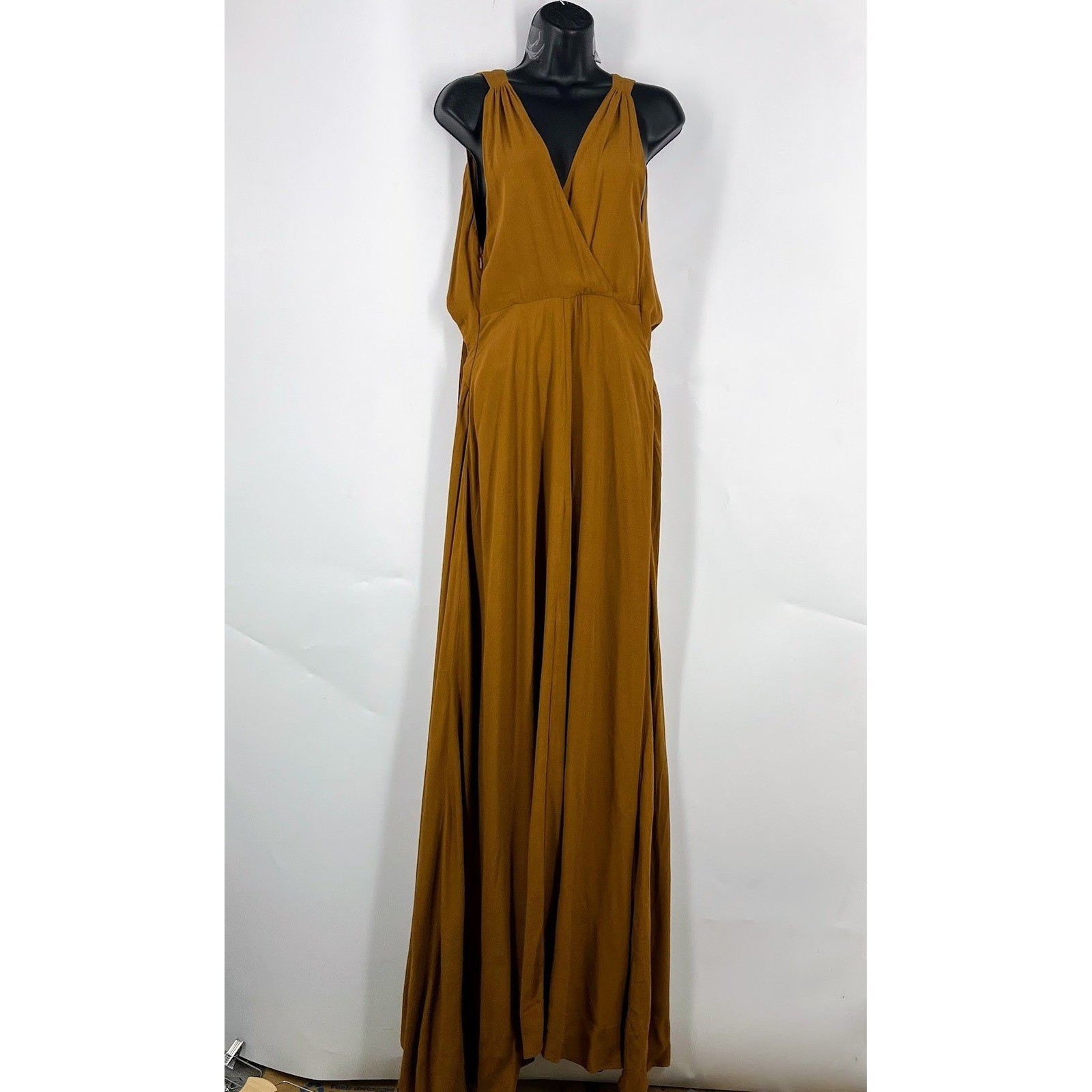 Leave Her Wilder V-Neck Wrap Maxi Dress Open Back Slit Full Length Size 4 NWt