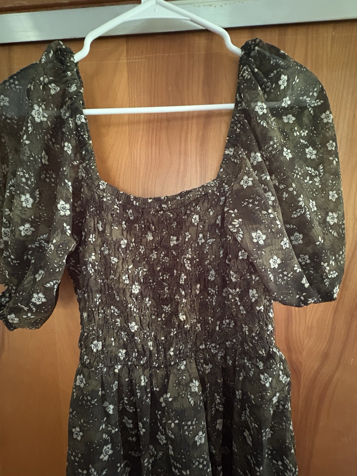 Old Navy Women’s Green Floral Smocked Puff Sleeve Scoop Neck Midi Dress L