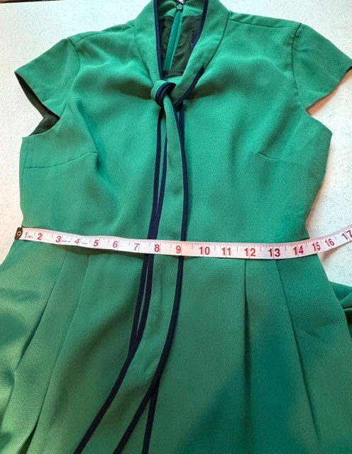 J.Crew A-Line Cap Sleeve Tie Neck Dress Women’s Size 8P Green Pleated Skirt NWT