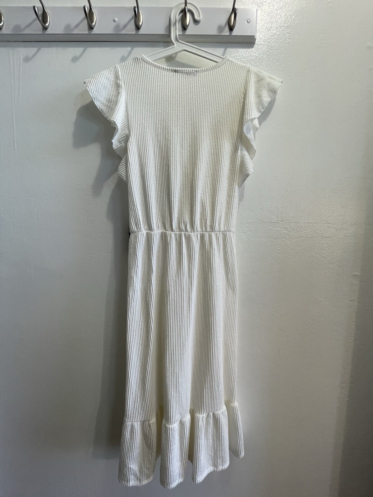 Caution To The Wind Beautiful White Dress Ruffles Medium NEW