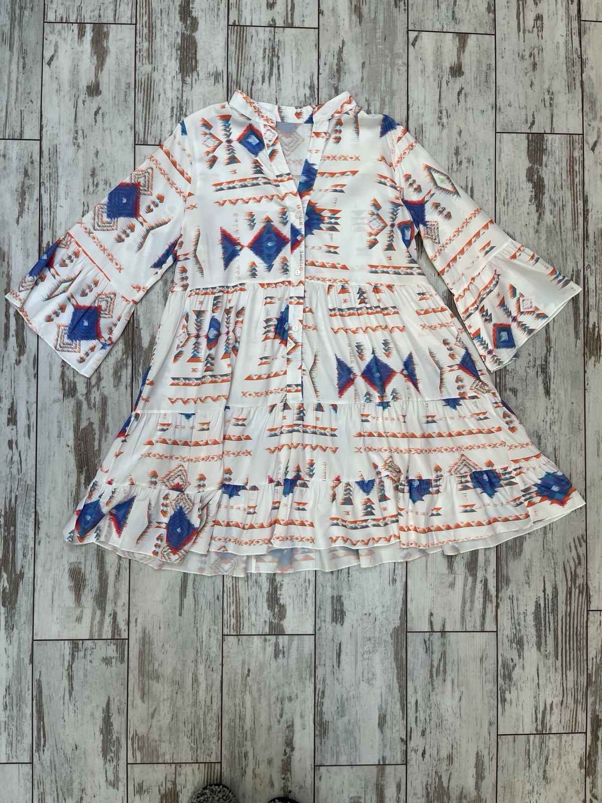Boho Geometric Tribal Print Tiered Dress V-Neck Bell Sleeve Womens Medium NWOT