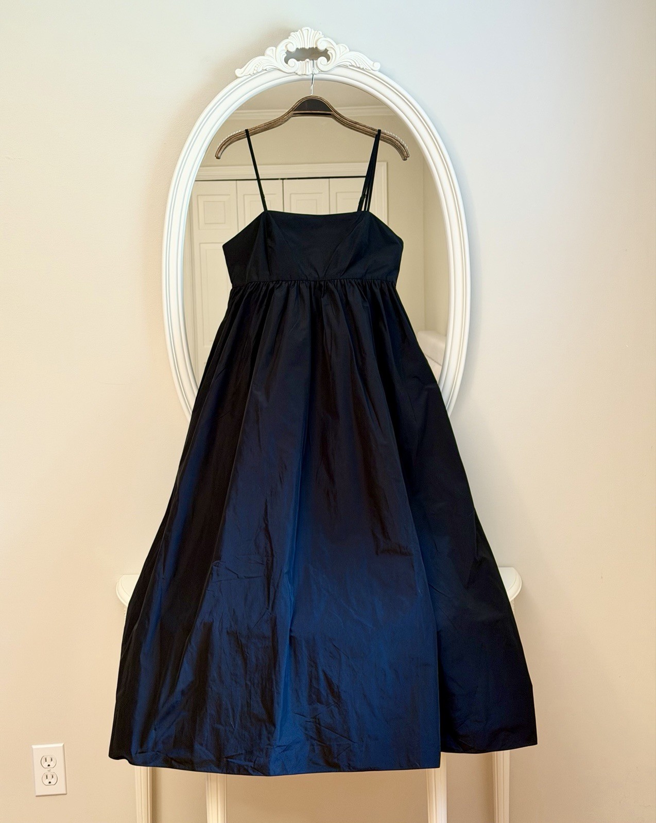 Banana Republic Women’s Black Empire Waist Lightweight Smocked Maxi Dress Size 8