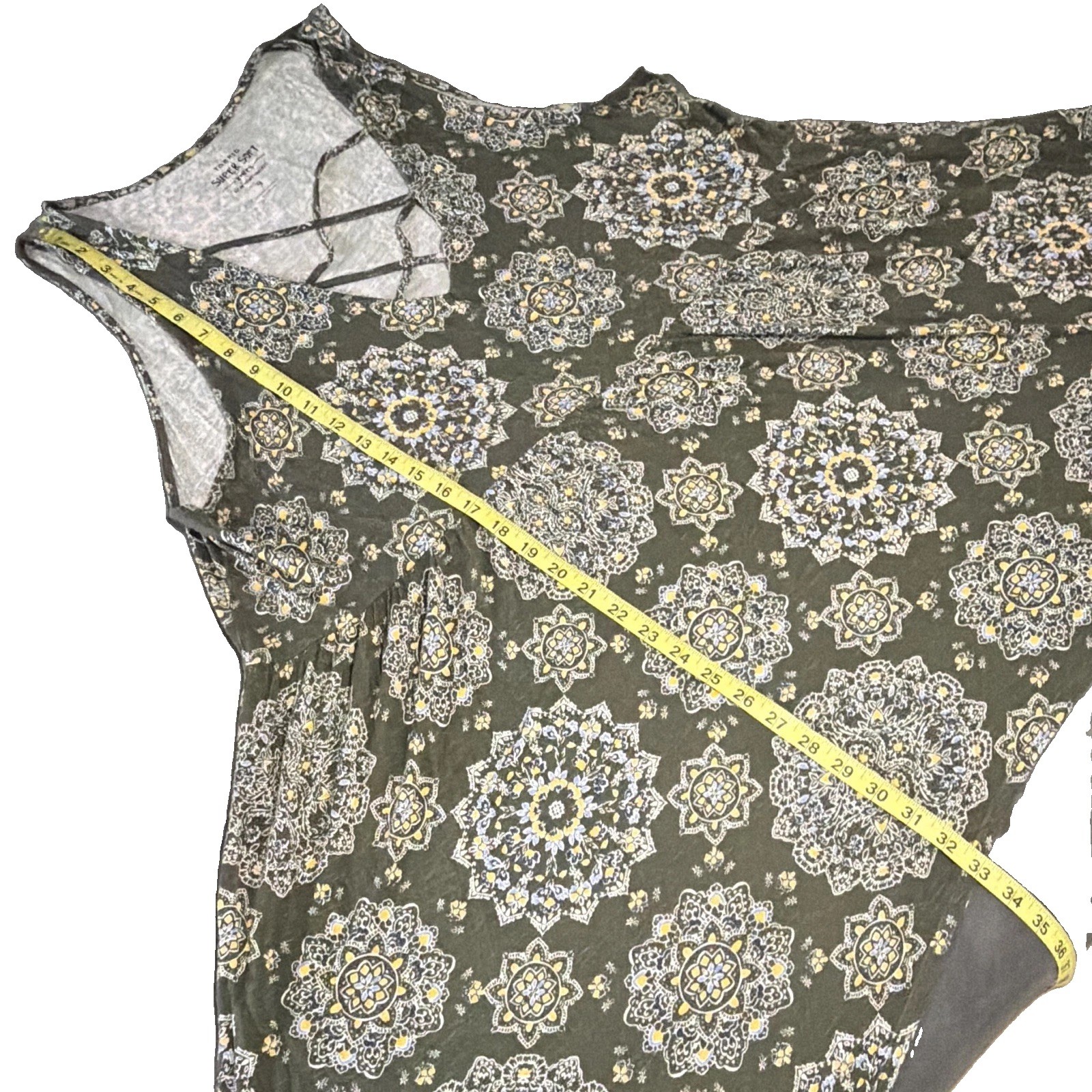 Torrid Super Soft Knit Dress Size 4 Olive Medallion Print Lattice Back
