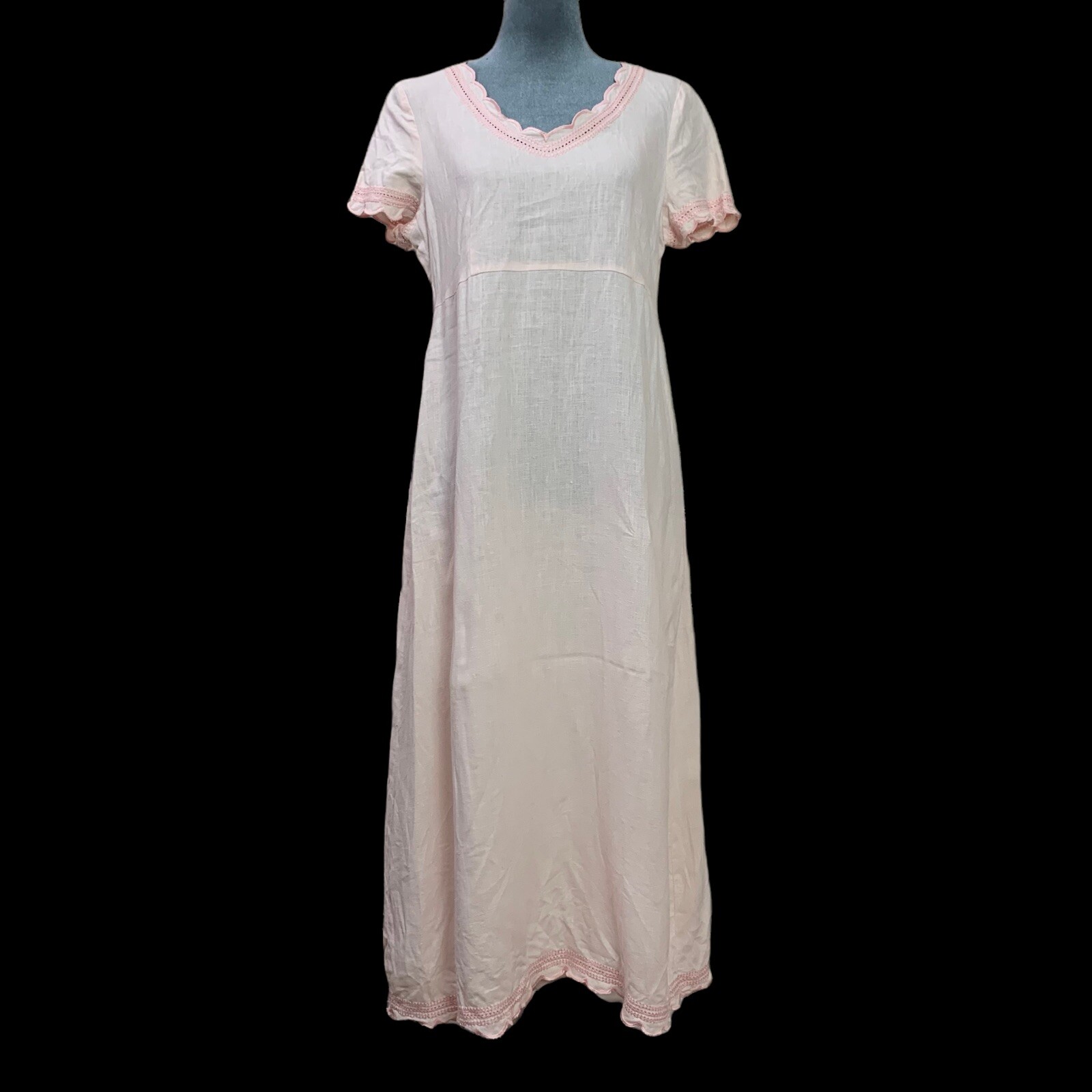 Mercer And Madison Medium Short Sleeve Maxi Dress Pale Pink Peach Scallop Edged