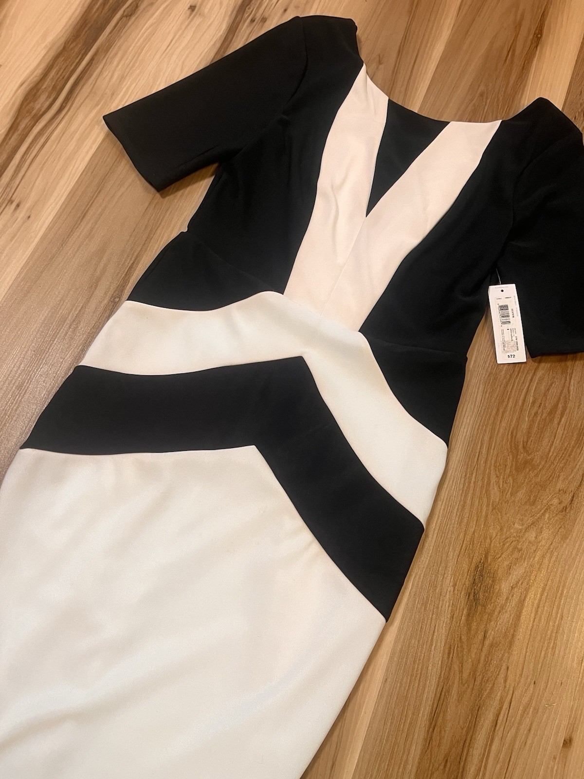 $72 New Bisou Bisou Sz 8 Black White Colorblock Pencil Dress Bodycon Preppy NWT