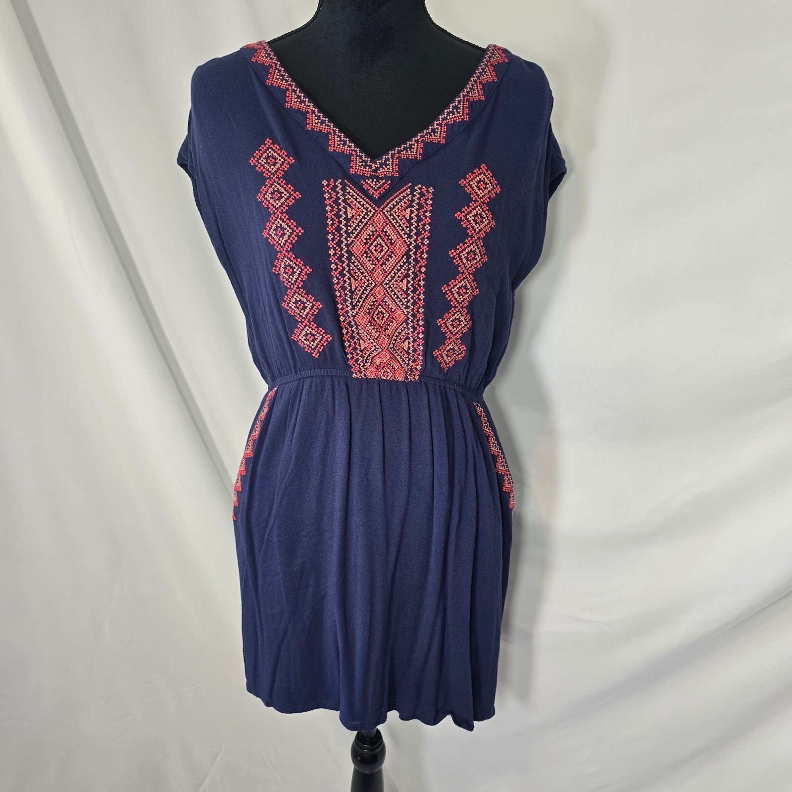 Skies Are Blue Navy Blue Embroidered Boho V-Neck Mini Dress Pockets 93489 Sz Med