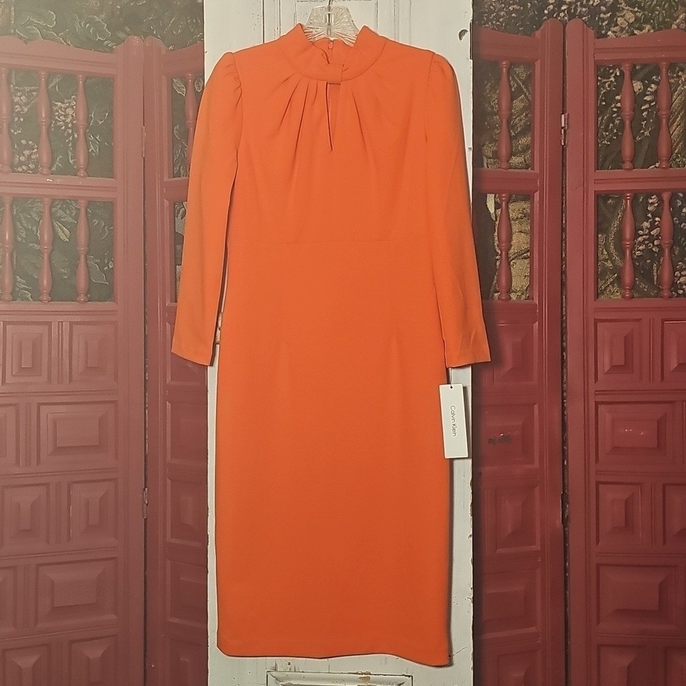 NWT Calvin Klein Orange Polyester Sheath Dress Pleated Keyhole Size 6