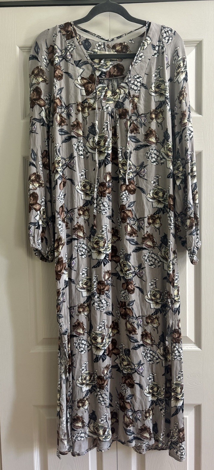Natural Life Dress Amelia Rose Women’s Size L Gray Brown Floral Midi Dress