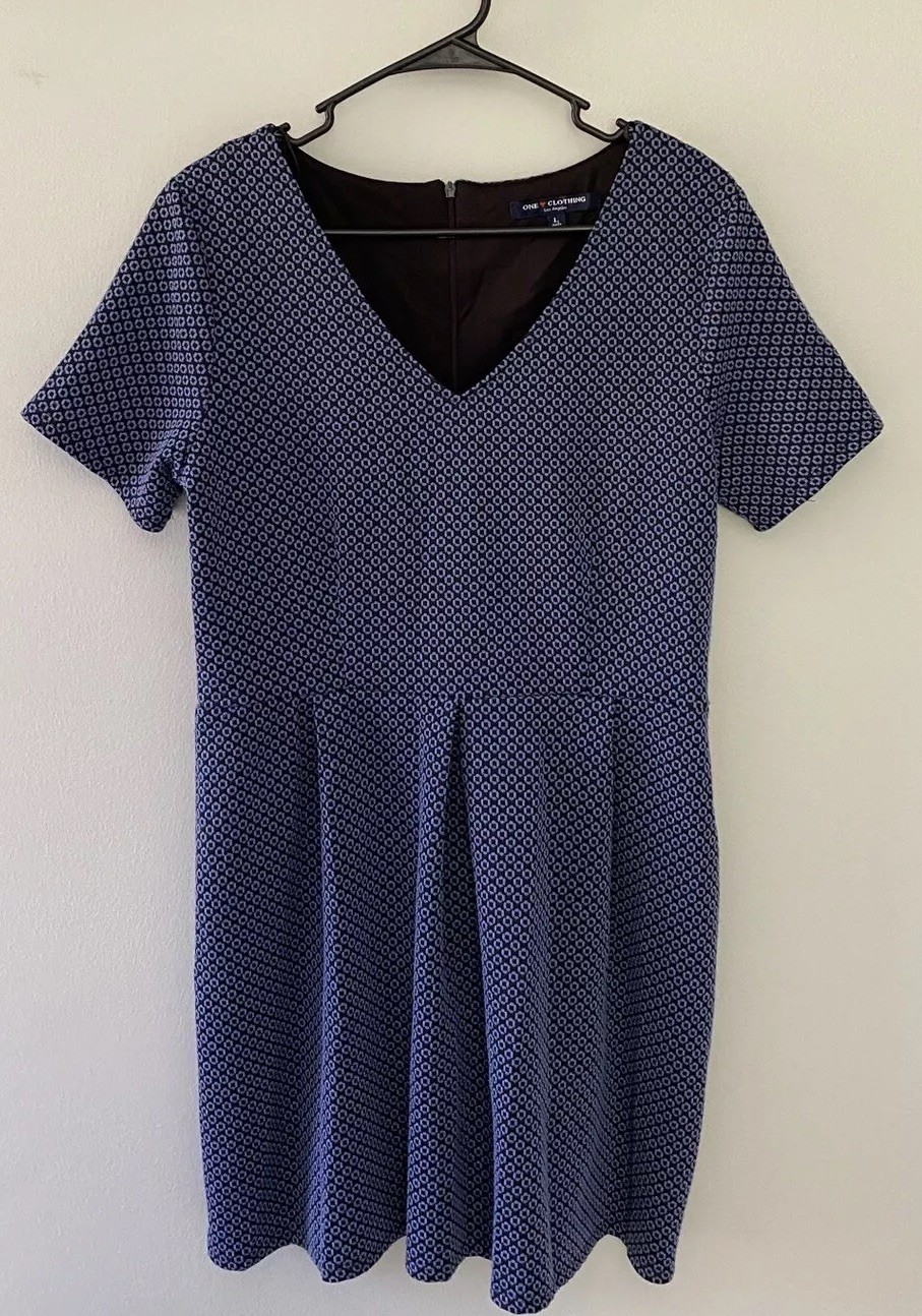 One Love Clothing Blue Black Patterned V-Neck Short Sleeve Dress Juniors Large