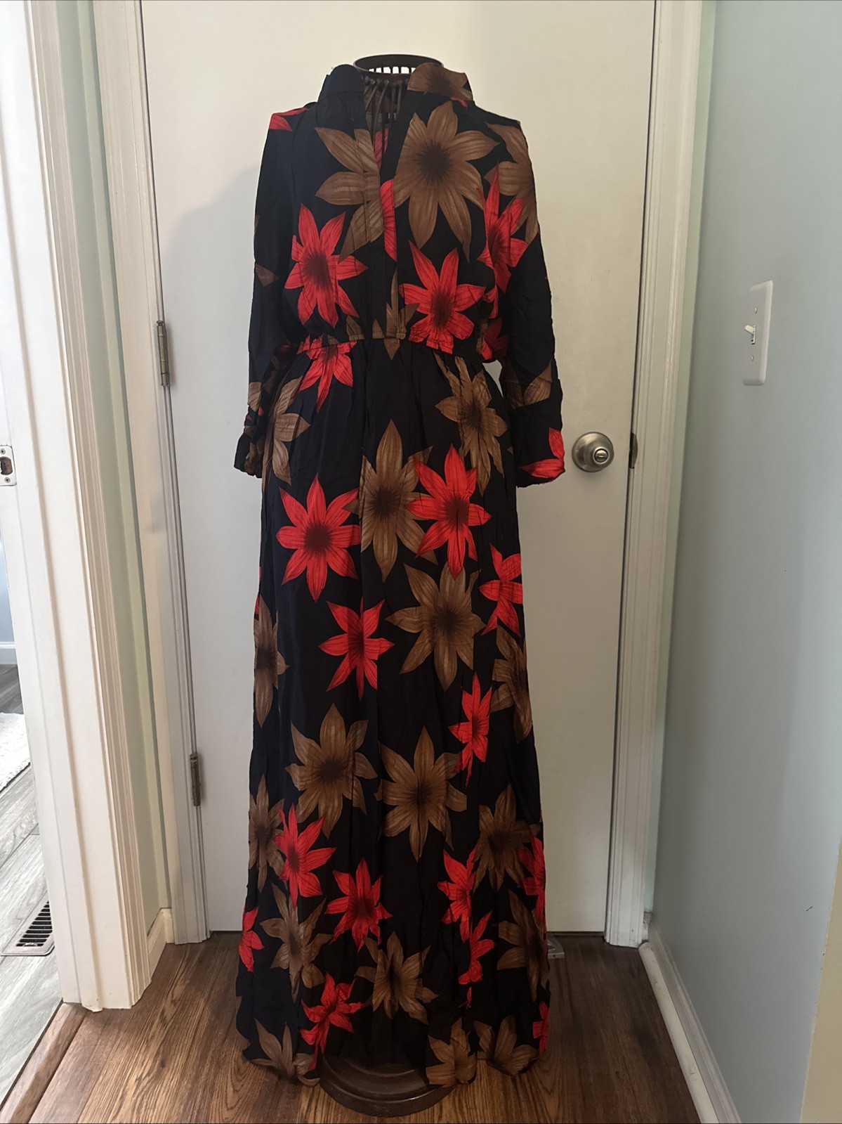 Ping fv 8 black with red & brown flowers 1/2 sleeve rayon maxi dress NWT