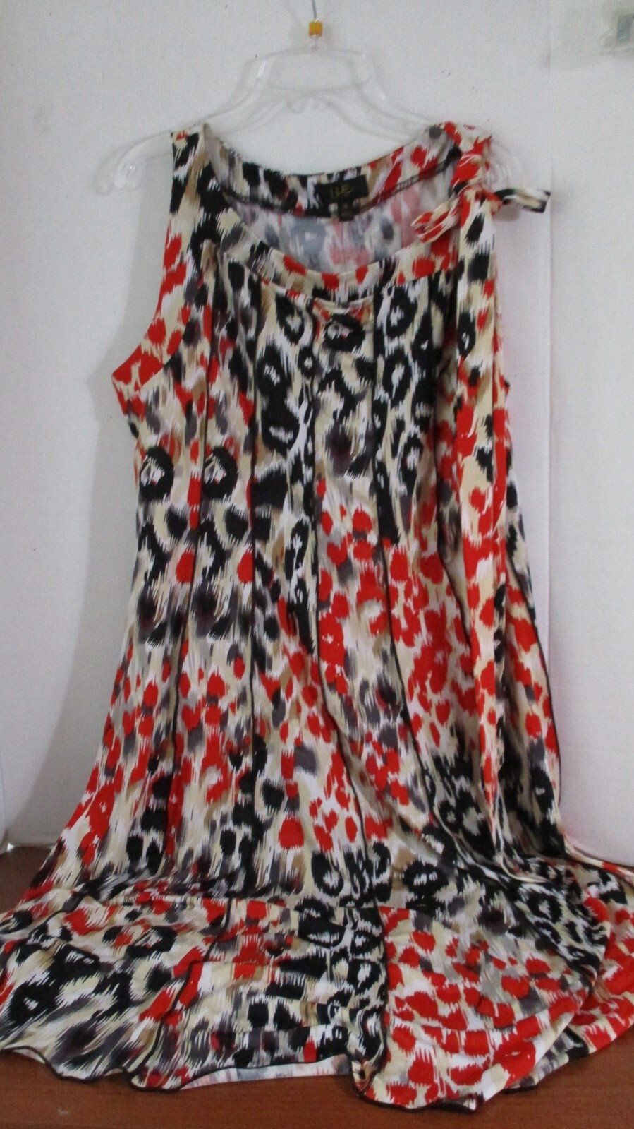 I LE New York~ Black Gold Red SLEEVELESS KNEE LENGTH DRESS Women’s Plus 18