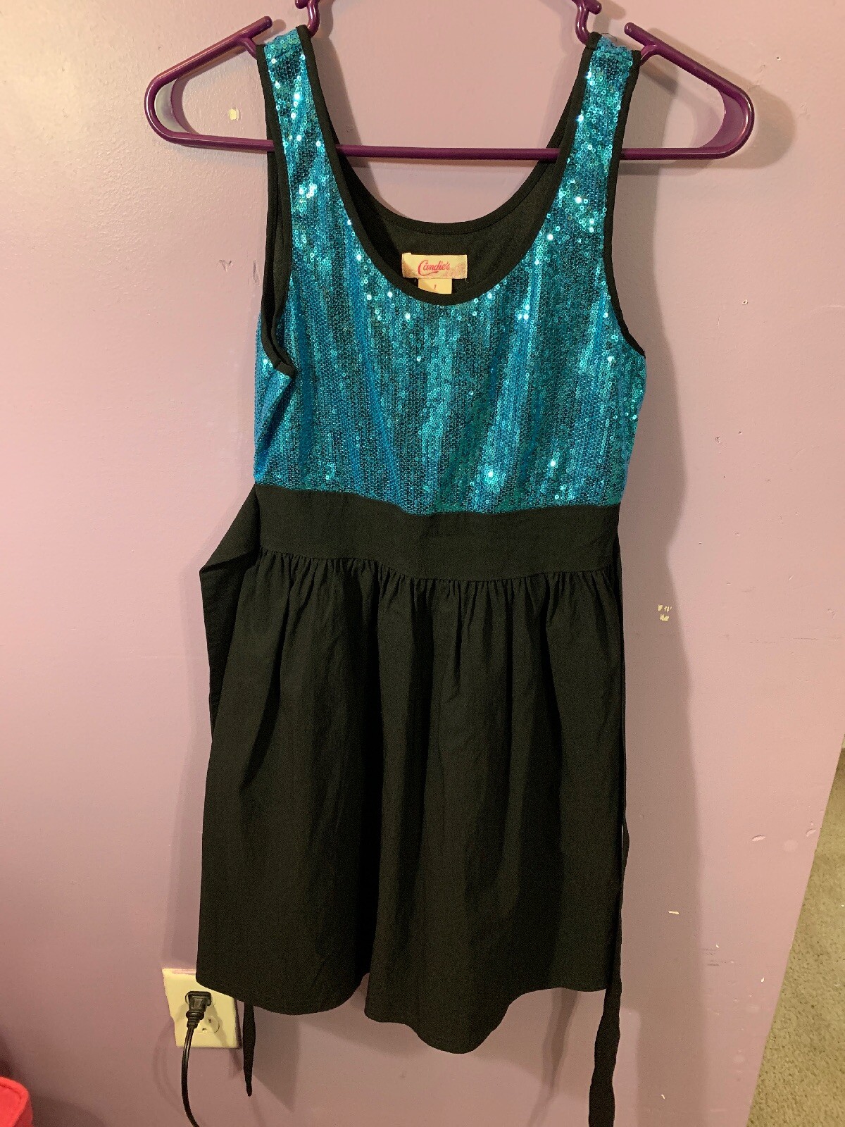 Junior’s Candie’s Turquoise And Black Sequins Dress Size 1