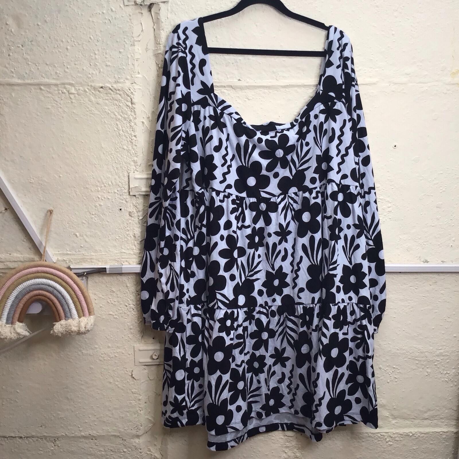 ASOS Uk 20 Black Floral Style Print Square Neck Long Sleeve Casual Travel