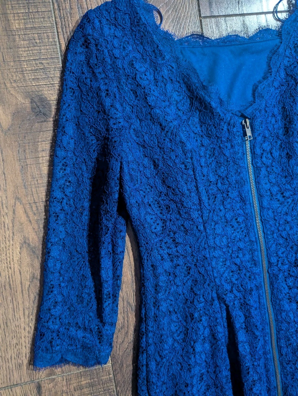 Adrianna Papell Royal Blue Lace Mini Dress Back Zipper Accent Sz 4 NWT Gorgeous
