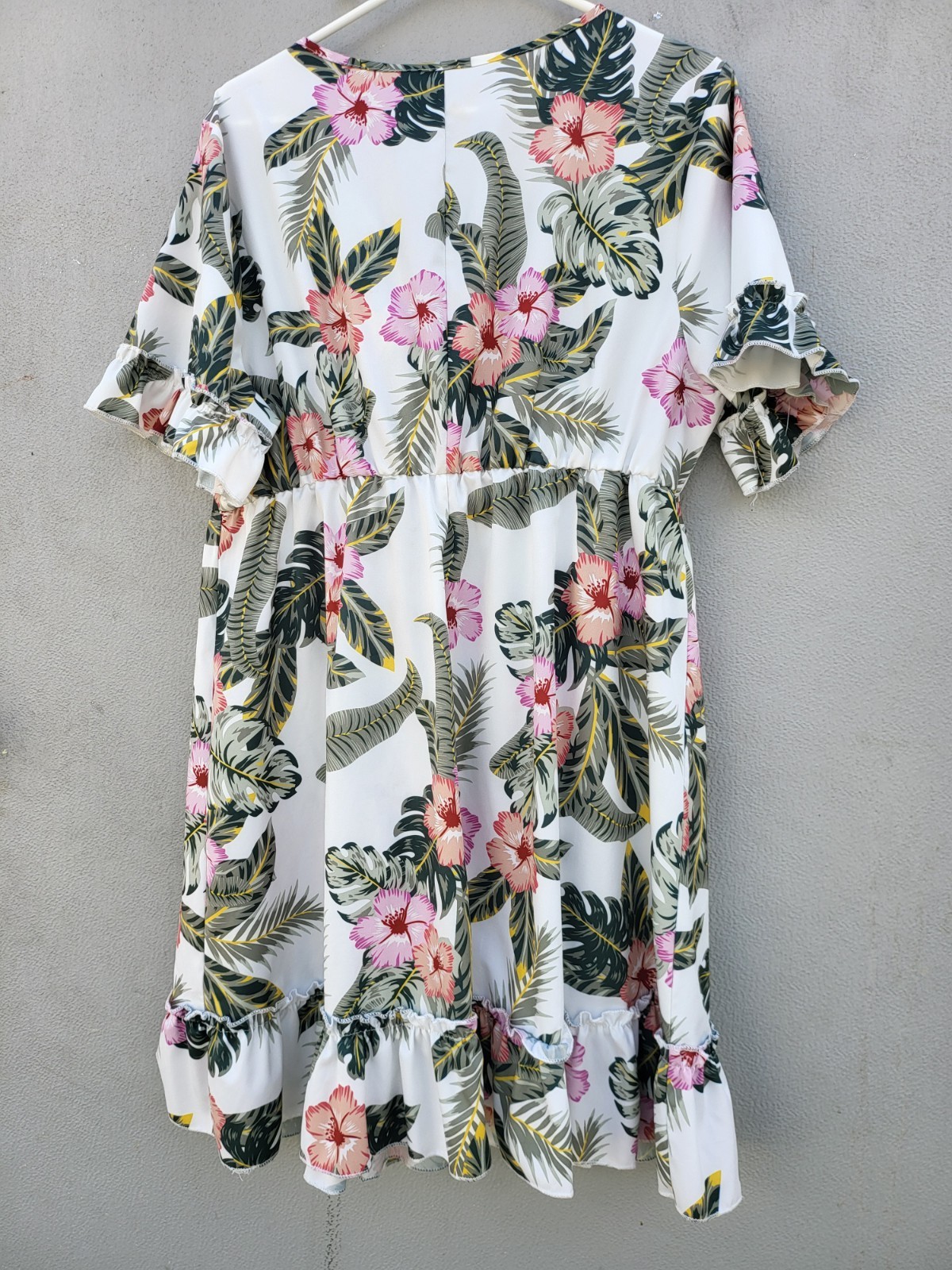 Tropical Botanical V-neck Front Tie Detail Ruffeled Hem Mini Dress Size XXL