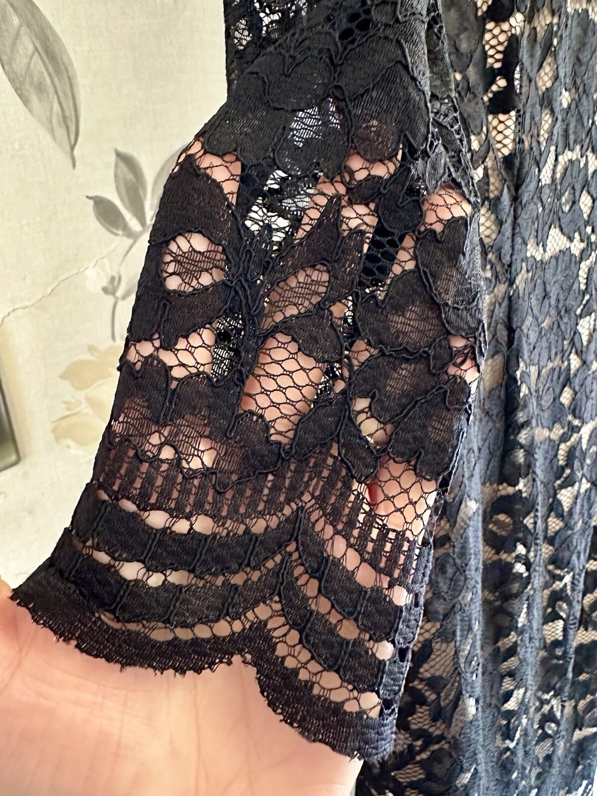 Precis Petite Shift Dress Black & Cream Floral Lace Overlay Size 8 3/4 Sleeve