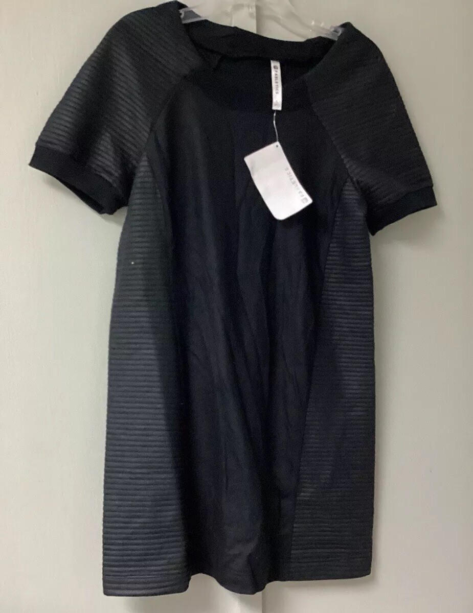 Fabletics Brenna Black Quilted Sweater Dress Size Large Short Sleeve Fleece New