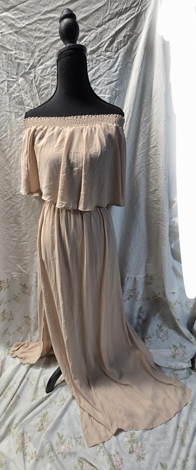 Show me your Mumu off the shoulder hacienda Tan pink maxi dress sz S