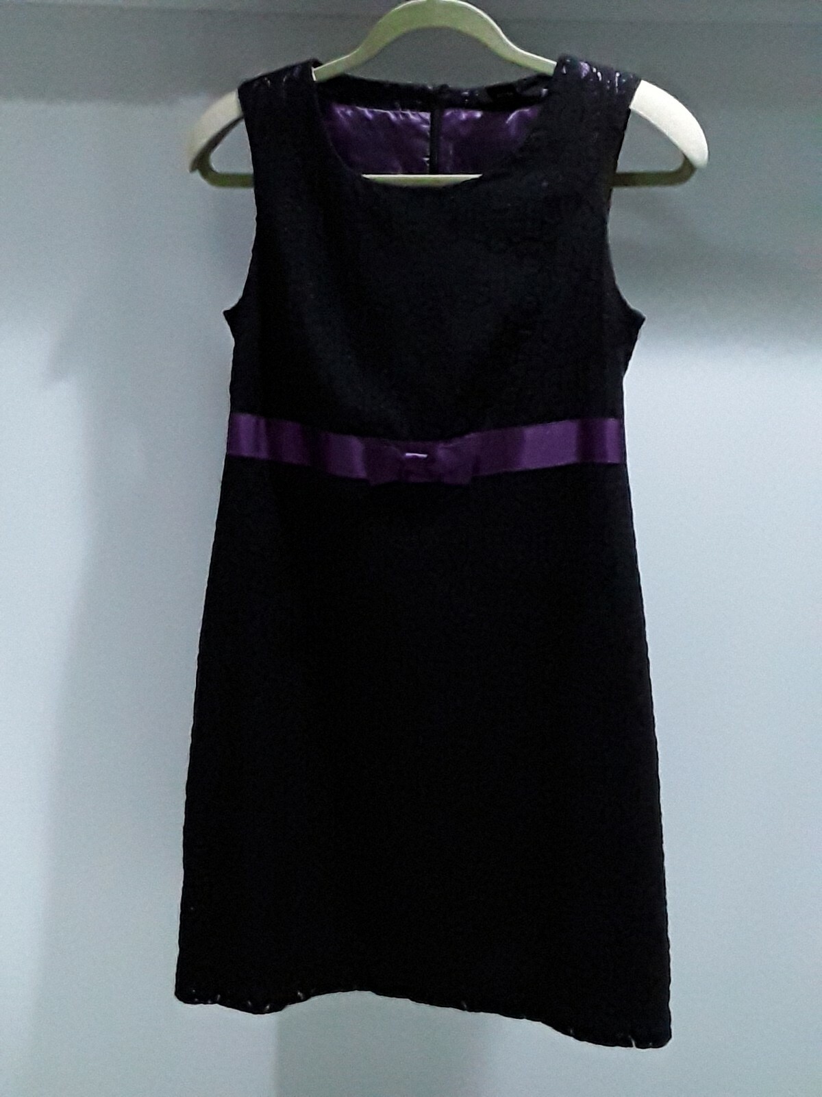 Kensie womens size M black lace dress over purple lining with purple sash bow