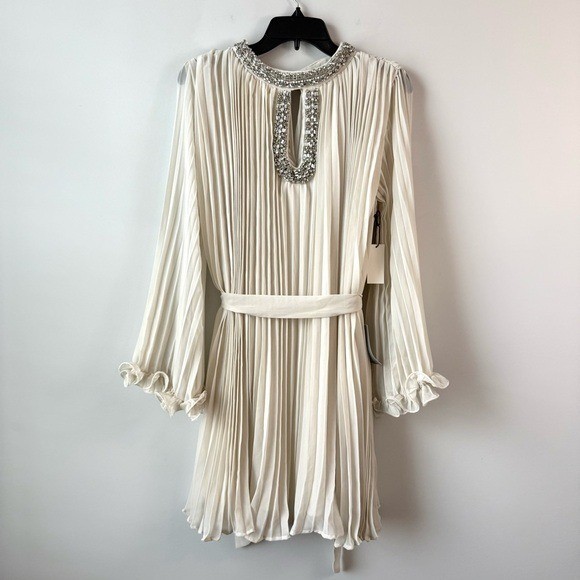 Mila Mae Jewel Keyhole Neck Pleated Dress Ivory M